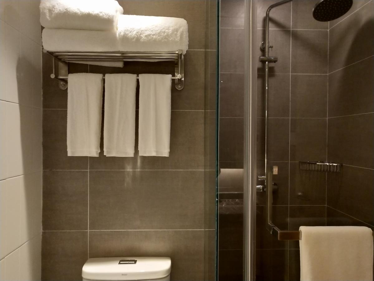 Shanghai Rongju Hotel Lujiazui Hotel Dış mekan fotoğraf