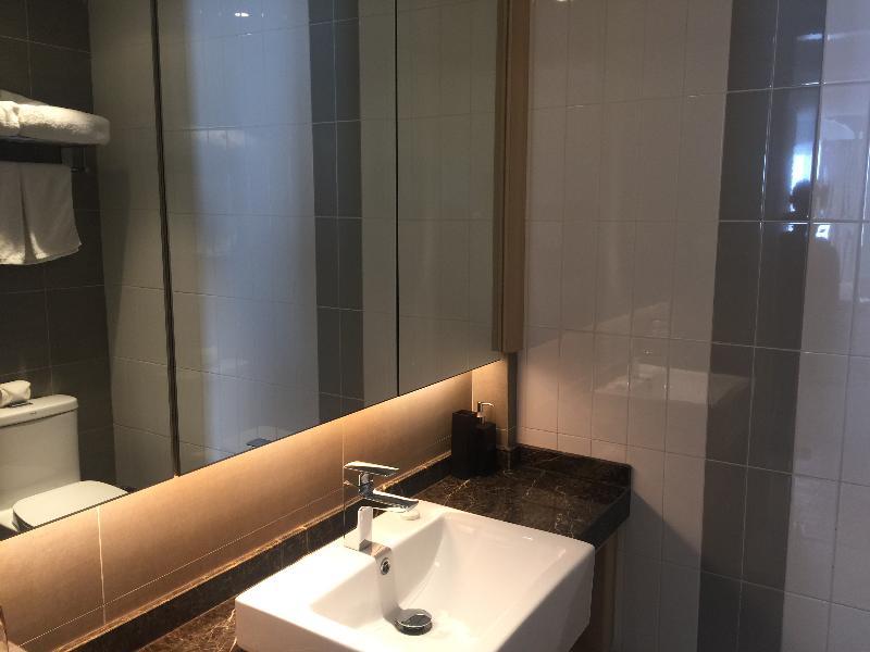 Shanghai Rongju Hotel Lujiazui Hotel Dış mekan fotoğraf